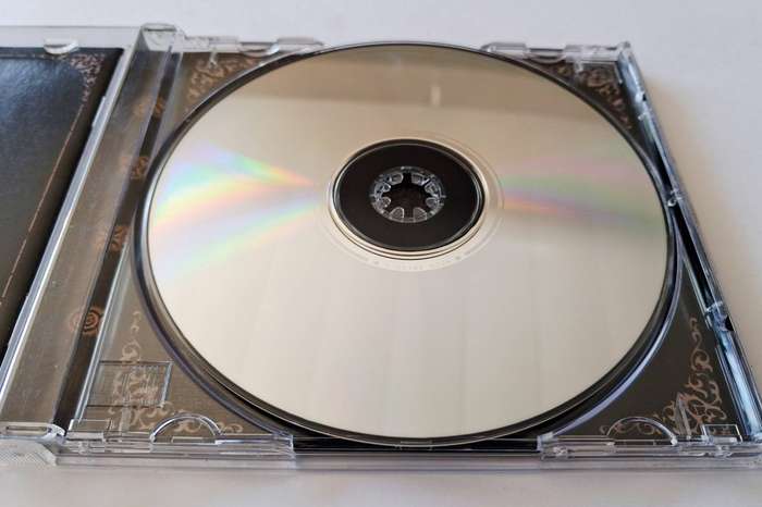 P.O.D.  Payable On Death CD
