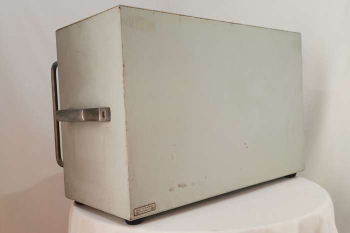Vintage Radiometer Copenhagen FM-AM Signal Generator 960-A2-8 (973-050)