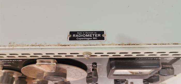 Vintage Radiometer Copenhagen FM-AM Signal Generator 960-A2-8 (973-050)