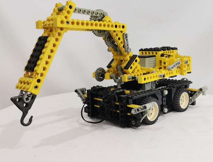 RARE Vintage LEGO Technic 8094 Control Center  Assembled Crane, With Controller