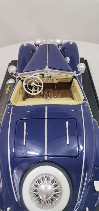 Maisto Premier Edition Mercedes-Benz 500K Special Roadster  Perfect Condition, Boxed