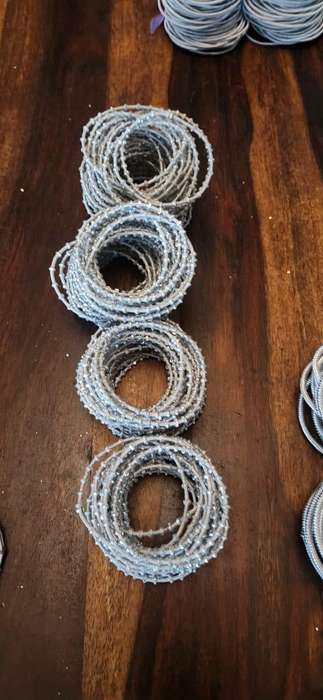 VENDA BANGLES