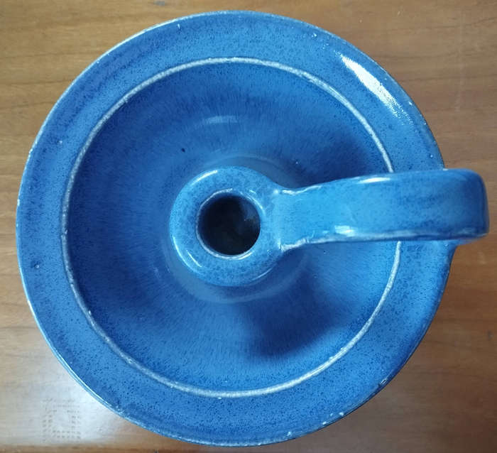 Ceramic candle holder