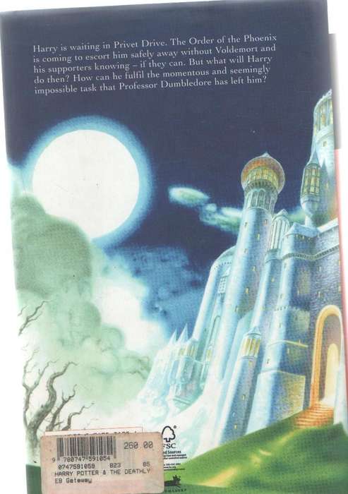 HARRY POTTER AND THE DEATHLY HALLOWS - J K ROWLING (1 ST PUBLISHED 2007)