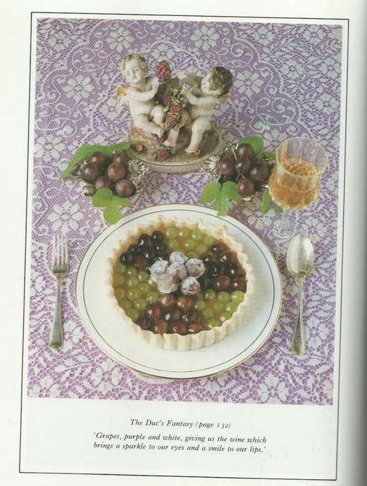 THE ROMANCE OF FOOD - BARBARA CARTLAND (1 ST PUBLISHED 1984)
