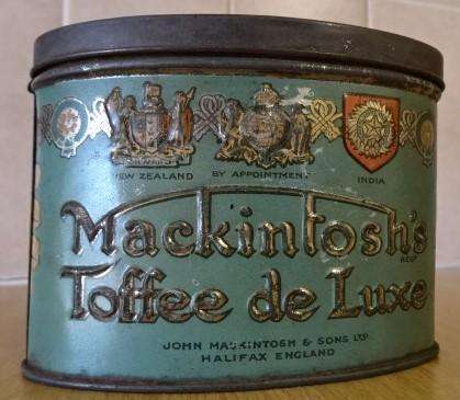 VINTAGE TIN MACKINTOSH'S TOFFEE DE LUXE - JOHN MACINTOSH& SONS LTD HALIFAX ENGLAND
