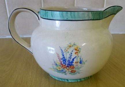 ARTHUR WOOD CREAM/WATER JUG -ART DECOR VINTAGE PIECE OF ENGLAND (1930'S)