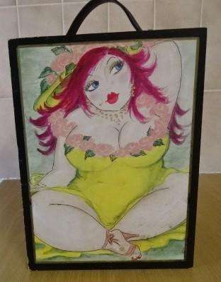 FAT LADY FUN WINE BOX HOLDER (16 CM X 20,5 CM X 27,5 CM)