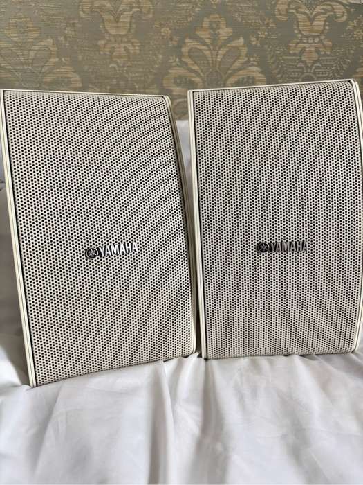 Yamaha NS-AW392  Outside/All Weather Speakers set of 2, 120Watts Adjustable Bracket