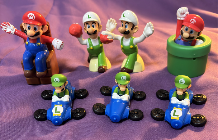Super Mario Nintendo Figures x 7