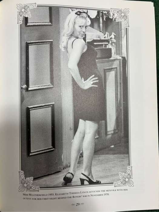 Life and Times at the Rovers Return Coronation Street foreword Julie Goodyear Signed