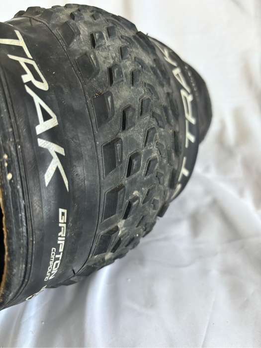 Fast Track Gripton Compound 29 x 2.1 Bicycle Tyre