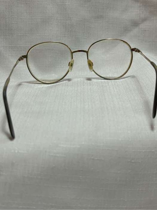 Eyewear Gold Frame with beautiful design