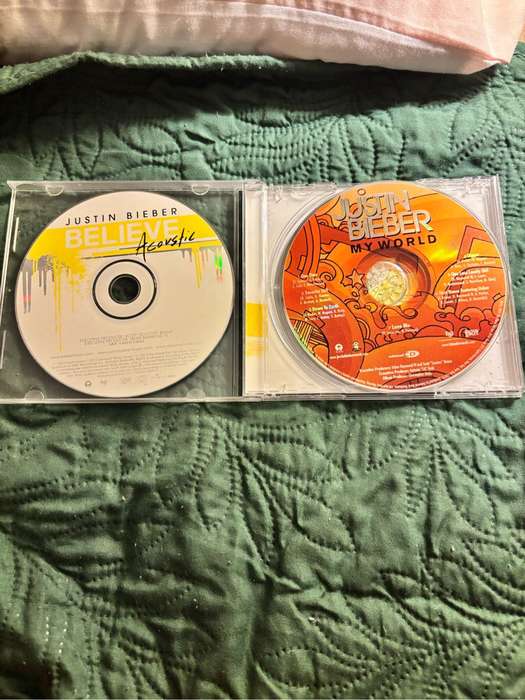 Justin Bieber 2 CD Combo Believe Acoustic 2013 and My World 2009