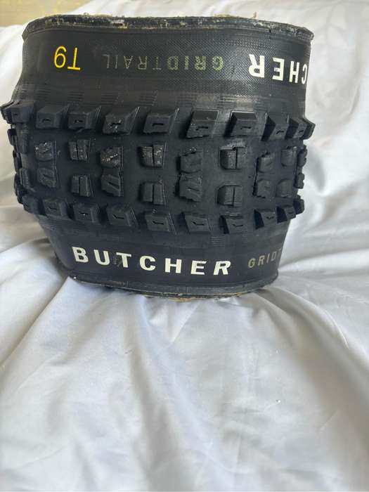Butcher Grid Gravity 29 x 2.6 Gripton T9 Bicycle Tyre