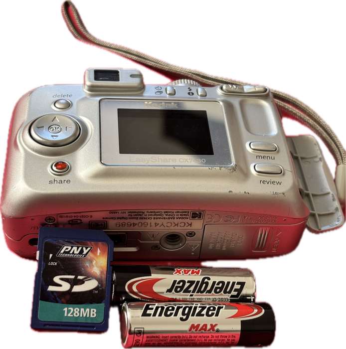 Kodak Zoom Easy Share CX7430, 128MB SD Card & 2 AA Batteries