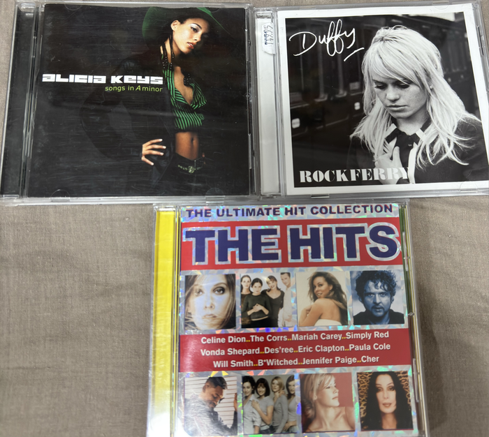 CD lot Alicia Keys, Duffy & The Ultimate Hit Collection