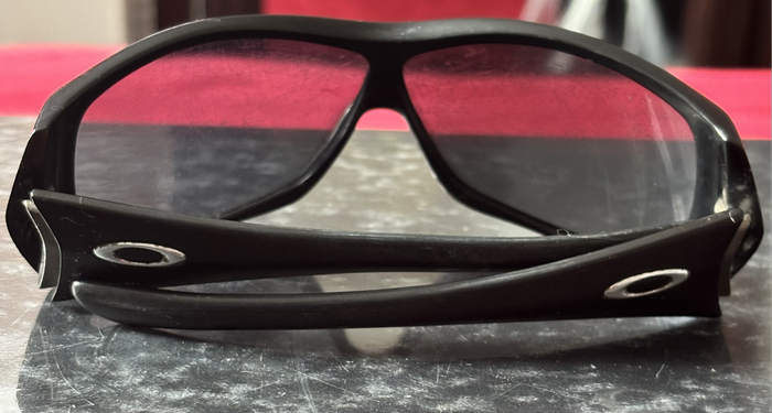 Oakley Riddle Unisex Black Sunglasses