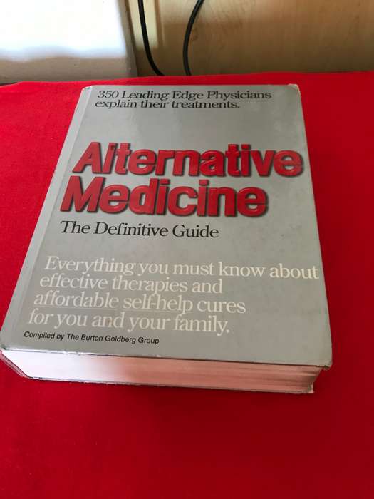 Alternative Medicine : The Definitive Guide