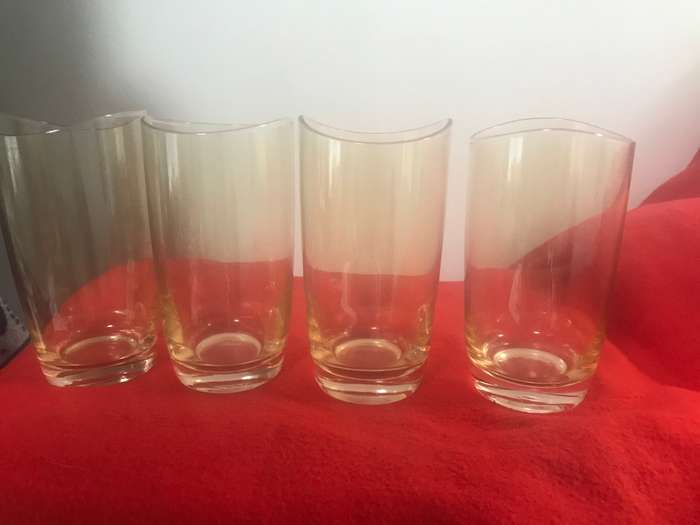 Elegant Yellow curved Glasses x4