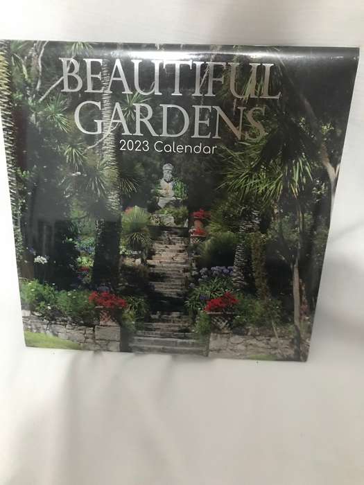 Beautiful Gardens 2023 Calendar Sealed new