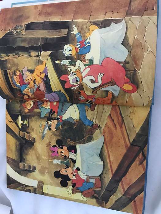 Walt Disney Story a Day  Summer