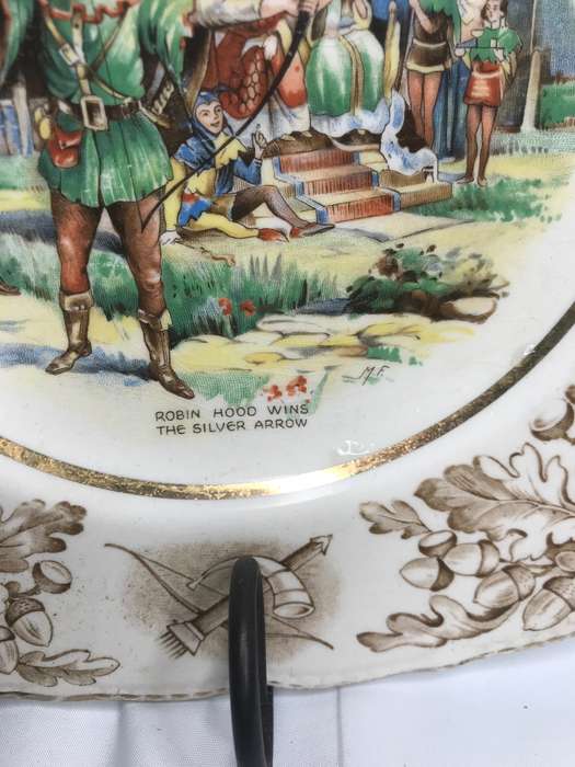 Robyn Hood wins silver arrow Ivory ware plate made Jon Maddock and sons