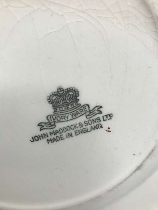 Robyn Hood wins silver arrow Ivory ware plate made Jon Maddock and sons