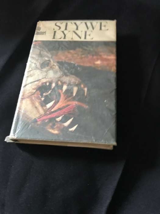 Stywe Lyne deur Flip Joubert