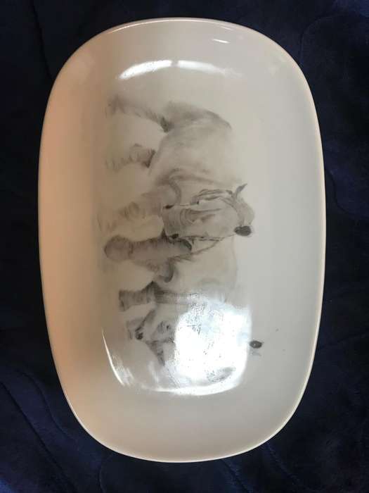 Rhino family hand painted plate  96 Royal Porcelain Kingdom of Thailand