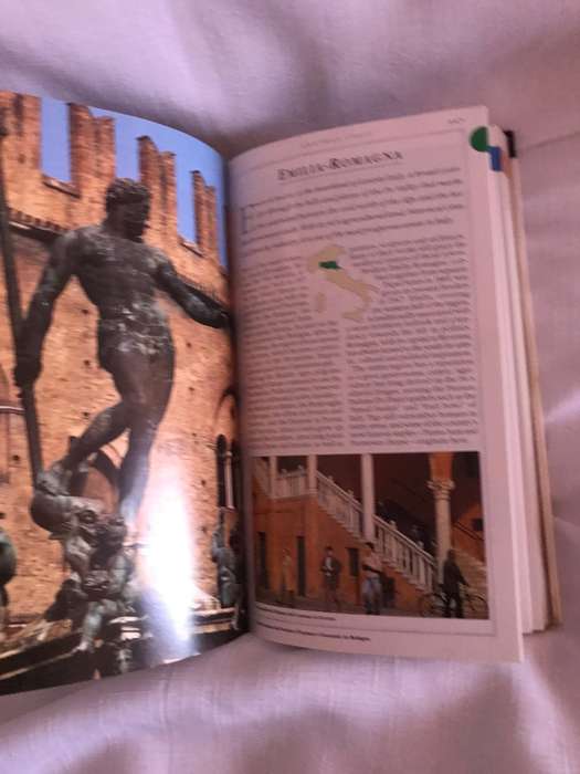 Italy Eyewitness travel guides