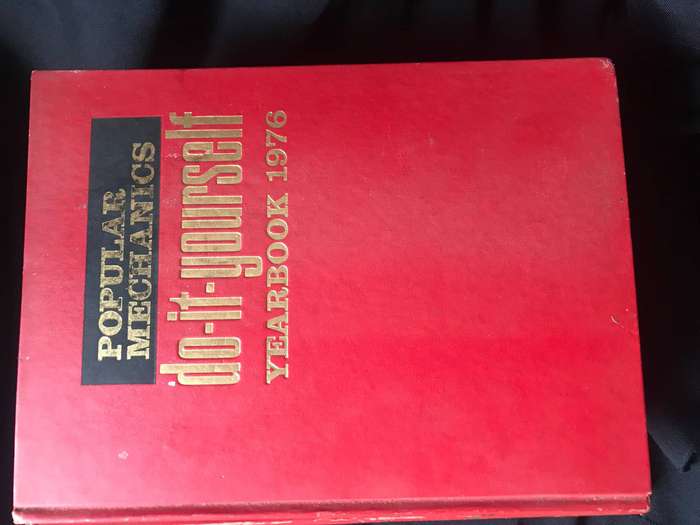 Popular Mechanics do-it-yourself lot 7 books