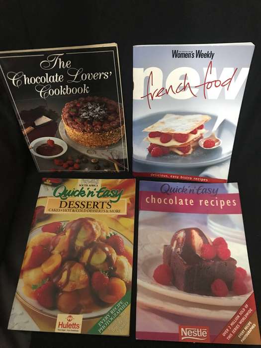 Desserts and cake recipes books Lot 4