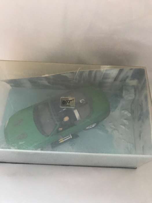 Bond 007 - Jaguar XKR from Die Another Day collectable car