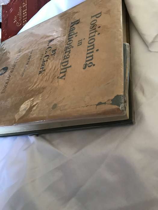 Positioning in Radiography by K.C.Clark, 1949. 5th edition hardcover 1400 illustrations