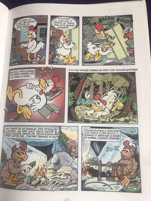 Asterix Legionnaire 1967 & charleroi une ville aux carrefours de l histoire 1987 hardcovers