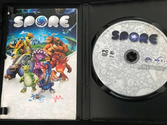 SPORE creepy & cute snd SPORE and PC CD-ROM XPLOSIVE Flatout (3 games)