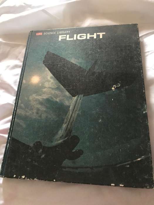 Flight, (Life science library) Hardcover  by H. Guyford Stever (Author)