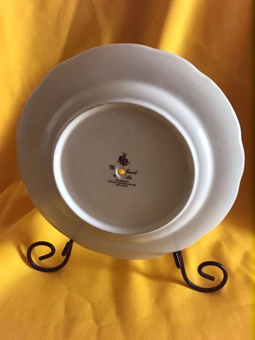 Royal Traditions Botanical Fruit Salad Plate stoneware