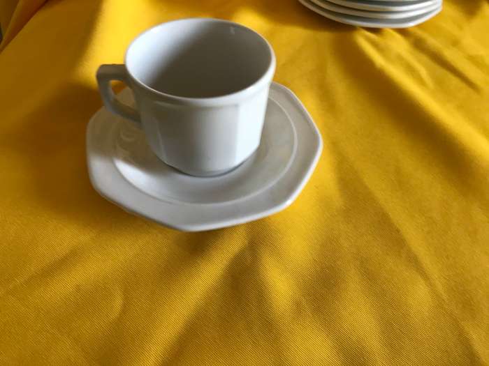 Espresso  cups 8 and sauces 8 with tray Continental china supra dura