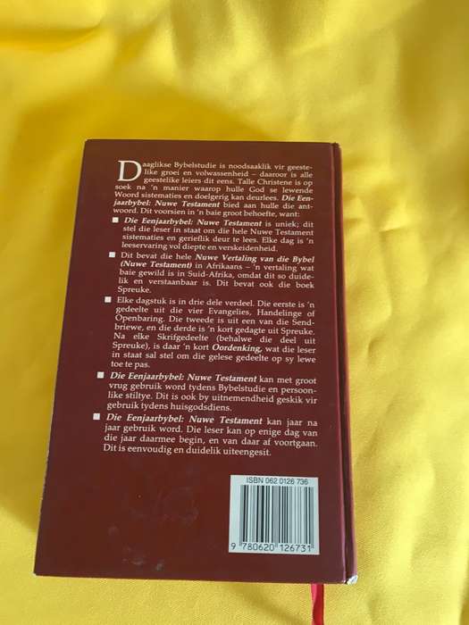 Die Eenjaarbybel Nuwe Testament  lees die volledige nuwe testament in 365 dae