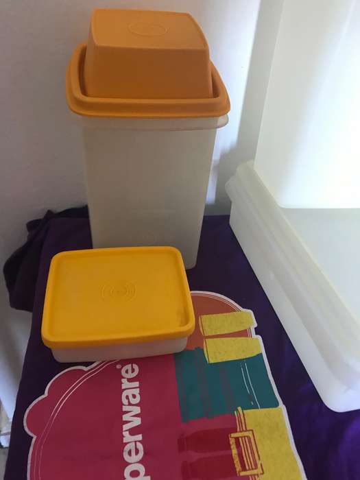 Tupperware lot 5
