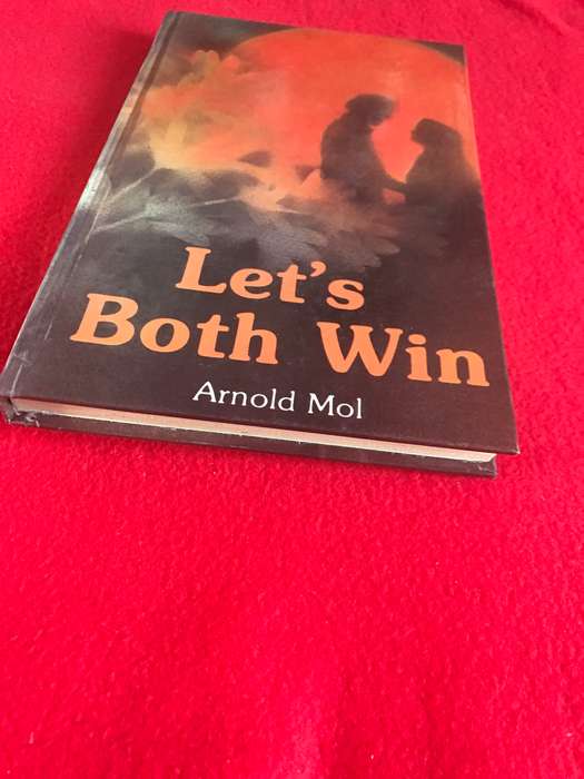 Lets both win Arnold Mol