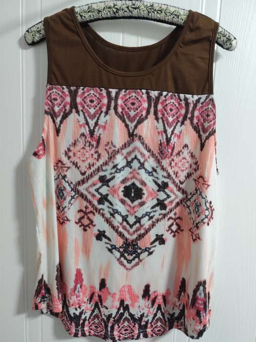 Beautiful multicolor sleeveless ladies top.