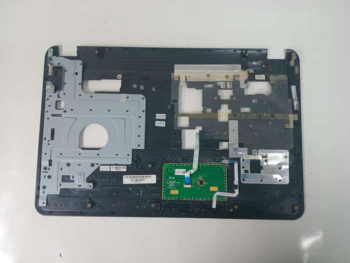 HP Pavilion G7-1070US Palmrest- EAR180030B0