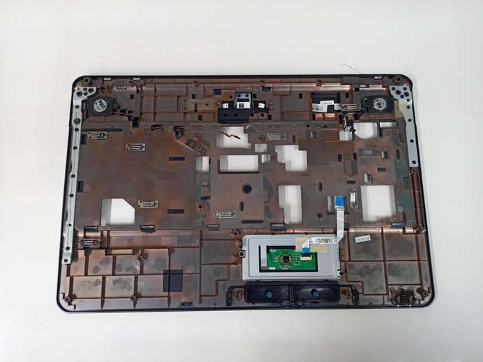 Acer eMachines E725 Series Palmrest With TouchPad AP06R0005009