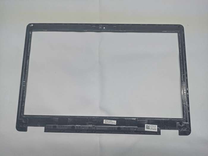 Dell Latitude E5570 LCD Front Bezel Cover CN-08VYRG