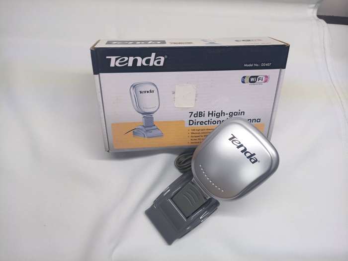 Tenda 7dBi High-gain Directional Antenna Silver - LE196340 [D2407]