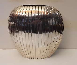 Heavy Metal Vase 18 cm