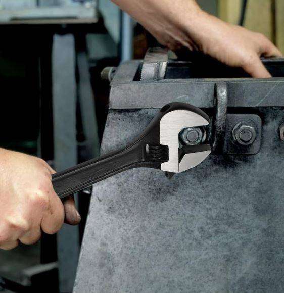 6 150mm Adjustable Wrench